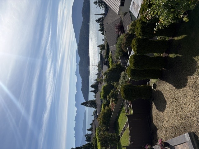 Sunshine Coast homes and gardens overlooking the water and mountains