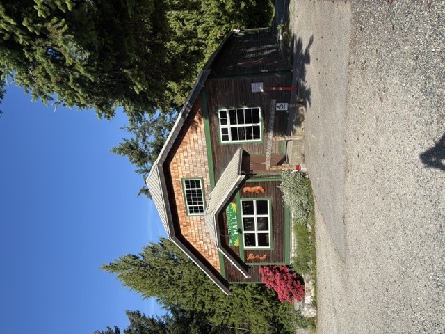 Roberts Creek local scene